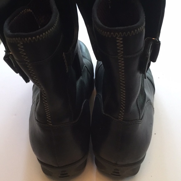 Boots - Picture 3 of 3